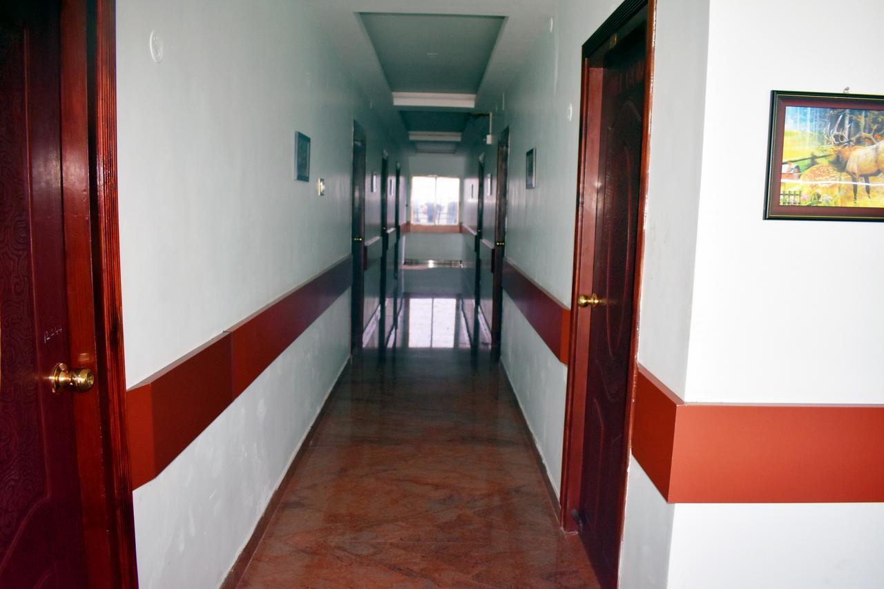 Hotel Apple Park Inn Tiruchirappalli Ngoại thất bức ảnh