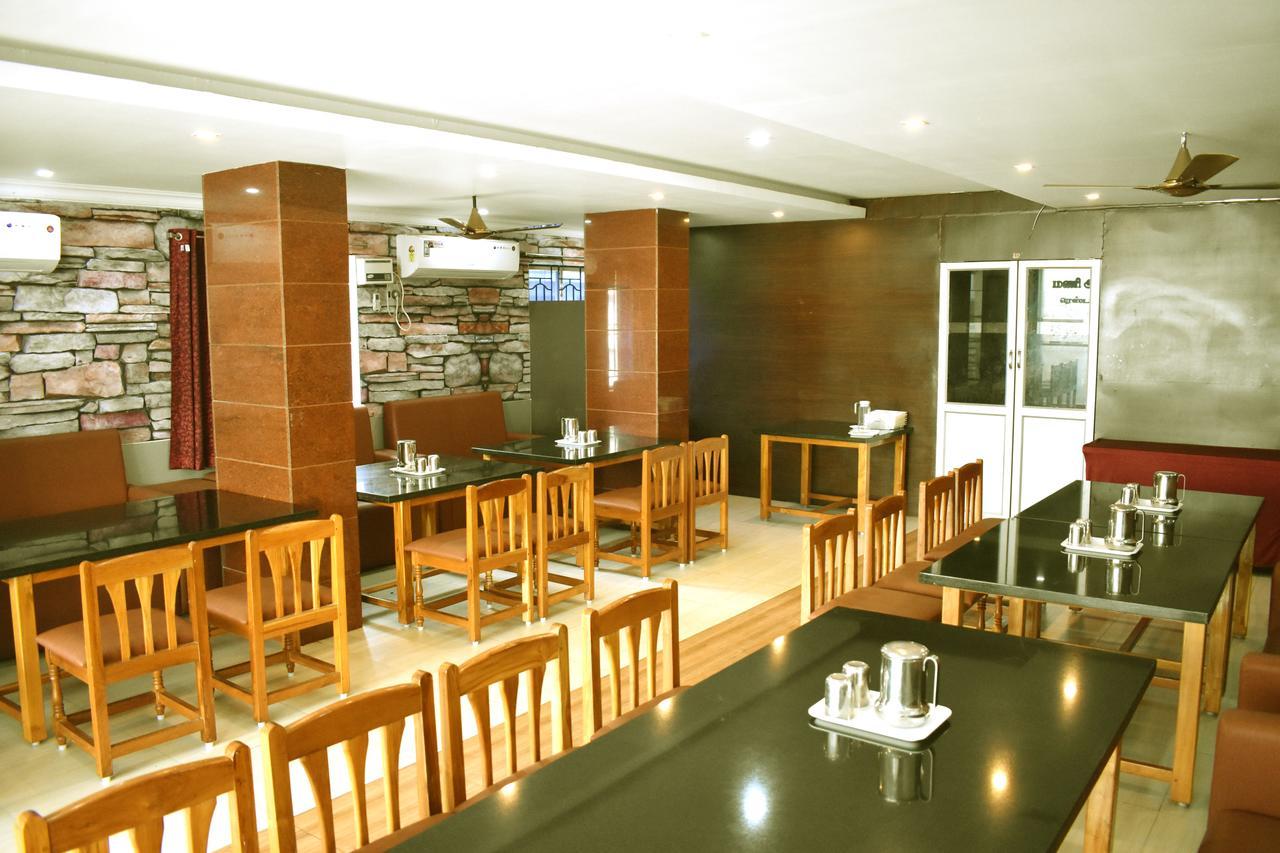 Hotel Apple Park Inn Tiruchirappalli Ngoại thất bức ảnh