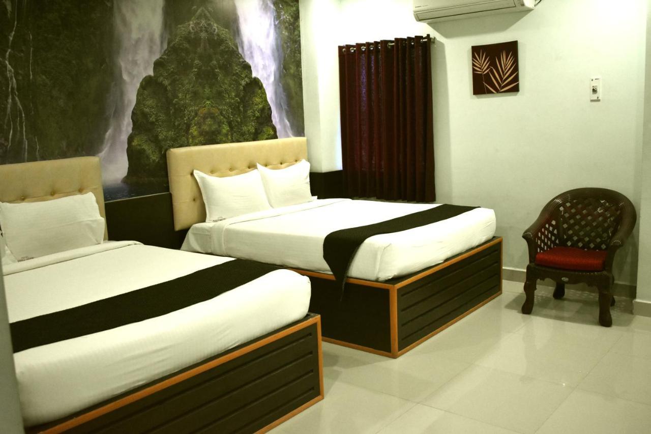 Hotel Apple Park Inn Tiruchirappalli Ngoại thất bức ảnh
