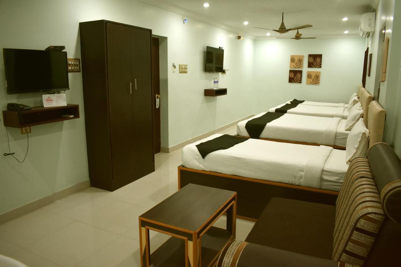Hotel Apple Park Inn Tiruchirappalli Ngoại thất bức ảnh